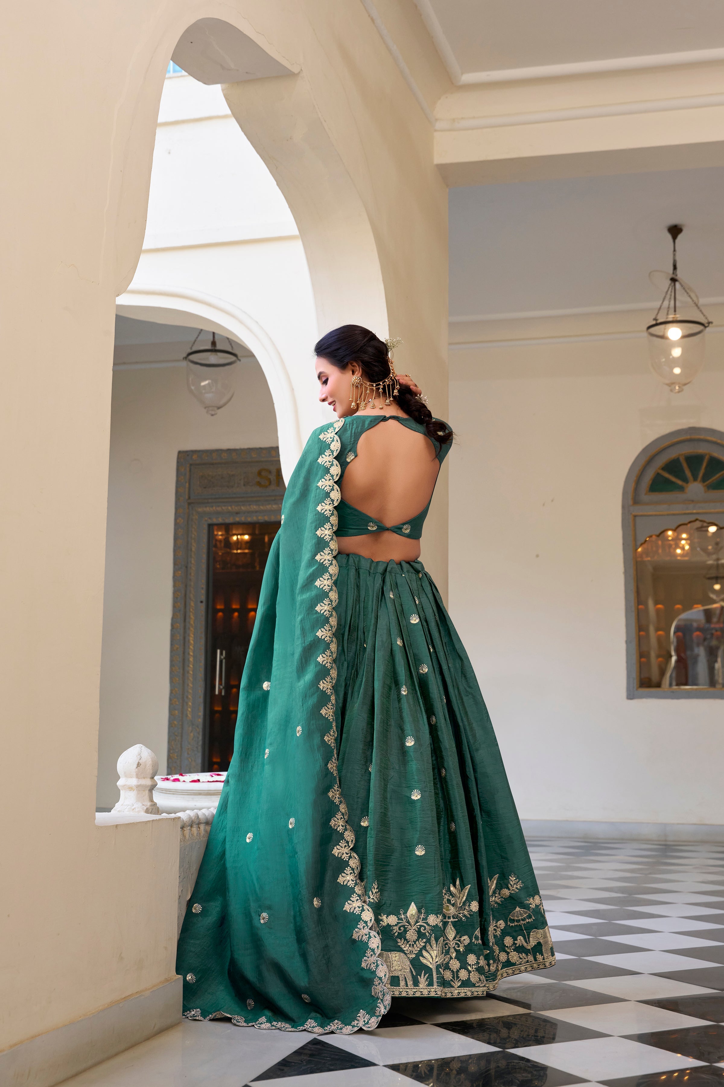 Heenal Wedding Lehenga Choli