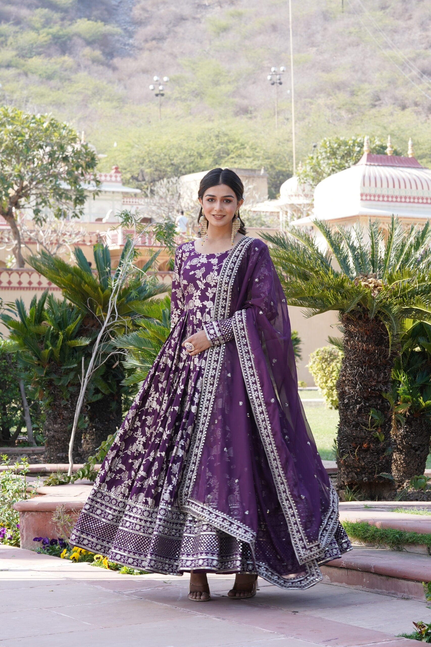 Prampara Jacquard Gown