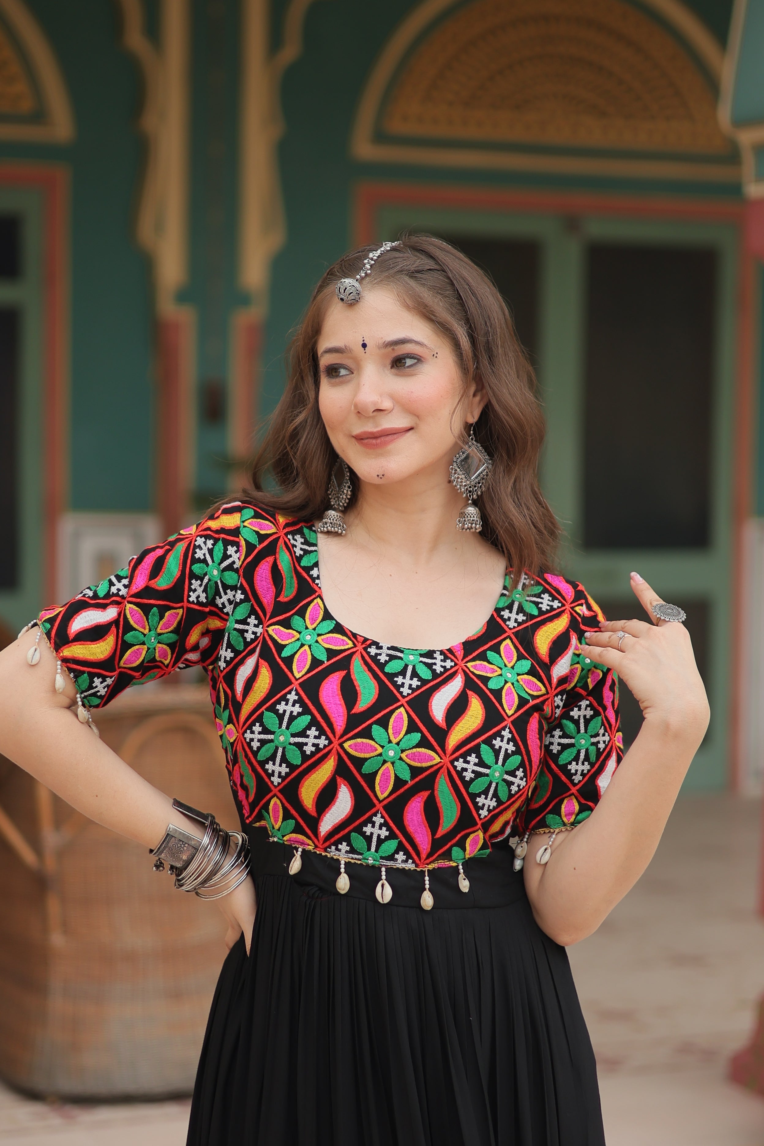 Utsara Black Gown Set